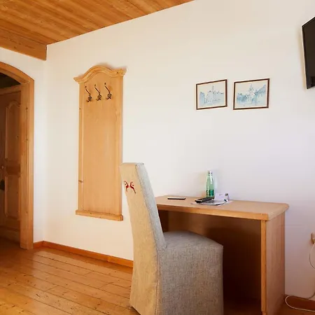 Eidenberger Alm בית הארחה Eidenberg